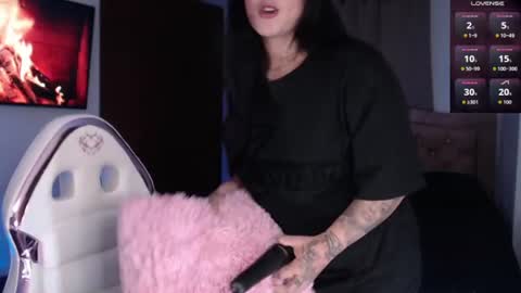 missmariana_ online show from July 12, 12:36 am