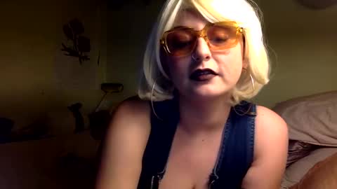 Miss Maritza online show from March 7, 11:40 am