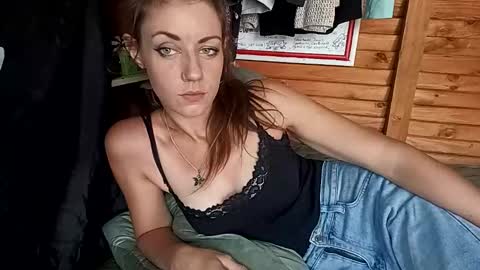 4bdn couple online show from April 11, 9:35 am