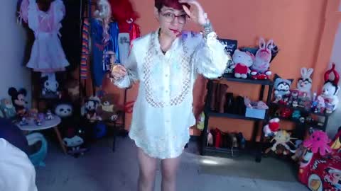 Miss Mia online show from May 4, 2:34 pm