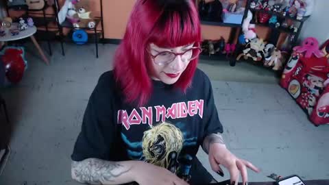 Miss Mia online show from March 12, 12:20 pm