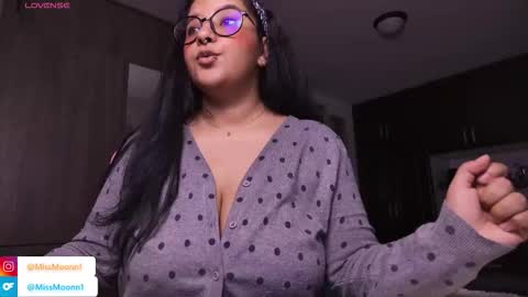 MissMoon online show from October 29, 1:07 am