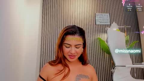 Naomi online show from October 3, 2:32 am