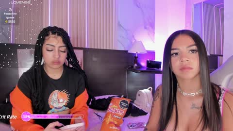 insta miss nickeloo online show from January 27, 11:43 pm