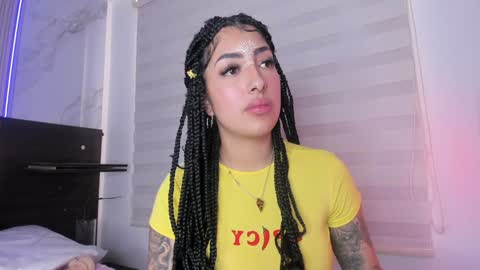 insta miss nickeloo online show from January 23, 6:56 pm