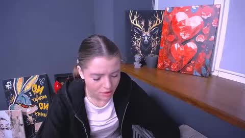 Olivia online show from November 15, 7:54 am