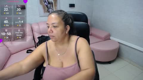 Penelope online show from January 22, 11:45 am
