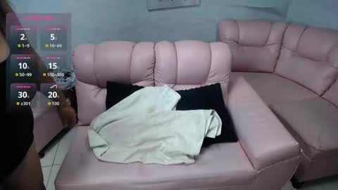 Penelope online show from February 4, 1:15 pm