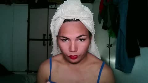 Snapshot of missrebeccax chatting on January 4, 6:41 am rebecca online show from January 4, 6:41 am