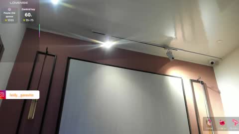 victoria  online show from April 2, 8:05 pm