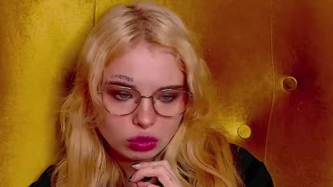 Misss Lola Angel online show from September 28, 2:37 pm