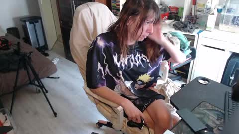 missthon online show from June 3, 12:52 pm