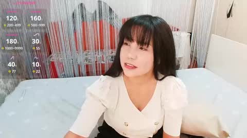 Snapshot of missvalday chatting on February 6, 4:53 am Val online show from February 6, 4:53 am