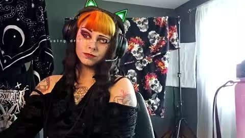 MissXDeville online show from September 21, 3:38 pm