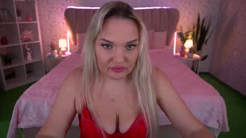 missyymarty online show from March 25, 8:10 am