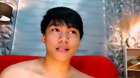 SAINT SACHI  will make your day  online show from December 14, 2:00 pm