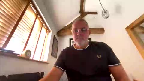 Snapshot of misterblivs chatting on September 22, 12:31 pm Misterblivs online show from September 22, 12:31 pm