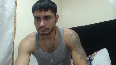 mistersam33 online show from December 27, 6:24 am