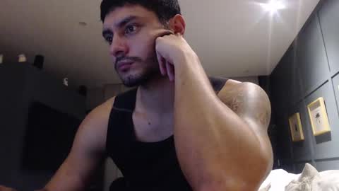 mistersam33 online show from January 16, 3:56 am