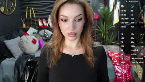 Darsy online show from October 14, 1:58 pm