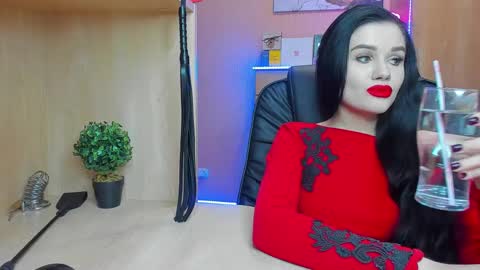 Mistress Kristi online show from March 9, 9:25 pm