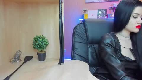 Mistress Kristi online show from February 13, 7:42 pm