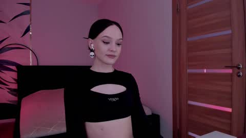 Snapshot of mistress_mialibra chatting on February 22, 7:34 am Mistress Mia online show from February 22, 7:34 am