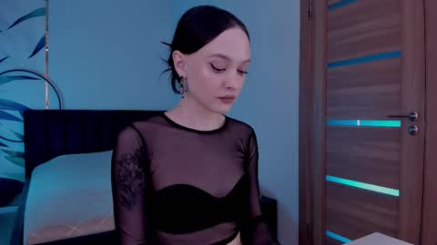 Snapshot of mistress_mialibra chatting on September 14, 9:38 pm Mistress Mia online show from September 14, 9:38 pm