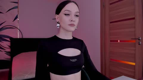 Snapshot of mistress_mialibra chatting on February 18, 9:31 pm Mistress Mia online show from February 18, 9:31 pm