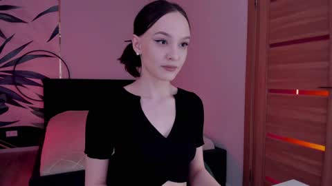 Snapshot of mistress_mialibra chatting on February 2, 6:36 am Mistress Mia online show from February 2, 6:36 am