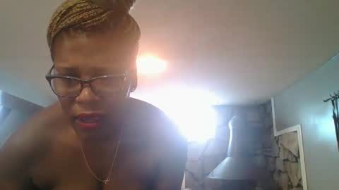 Snapshot of mistressc365 chatting on January 10, 3:37 pm Mistress C and bitch boy online show from January 10, 3:37 pm