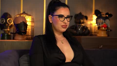 Mistress Kelly online show from February 16, 12:20 am