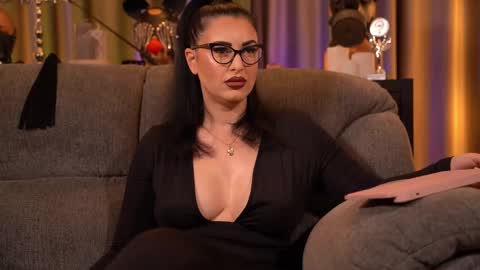 Mistress Kelly online show from January 8, 3:51 pm