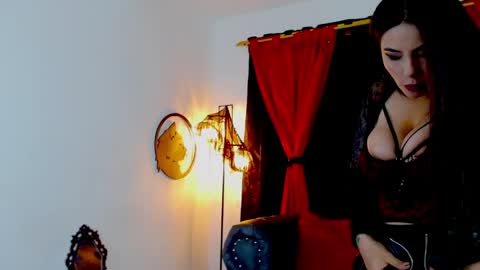 Mistresslombana online show from May 14, 4:43 am