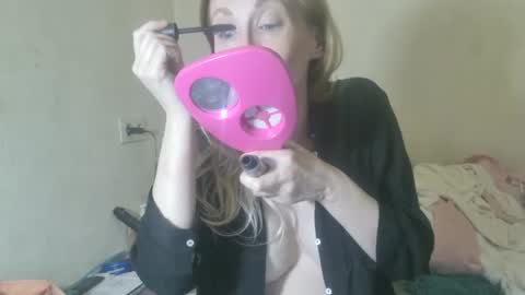 mistressmilly32 online show from April 23, 5:03 pm