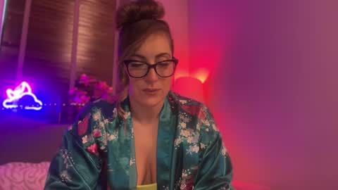 Miss X online show from March 10, 3:05 pm