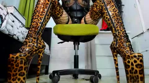 Tiffany online show from March 13, 12:03 am