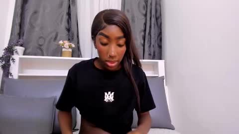 mistt_miaa online show from November 21, 7:23 pm