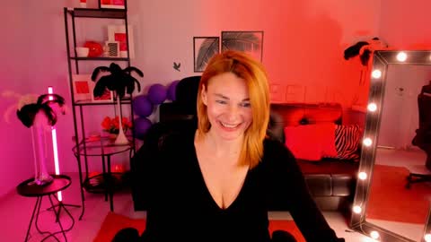 Snapshot of mistybarnes chatting on January 23, 3:22 pm MistyBarnes NONUDE MODEL online show from January 23, 3:22 pm