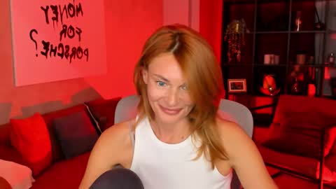 Snapshot of mistybarnes chatting on September 18, 3:16 pm MistyBarnes NONUDE MODEL online show from September 18, 3:16 pm