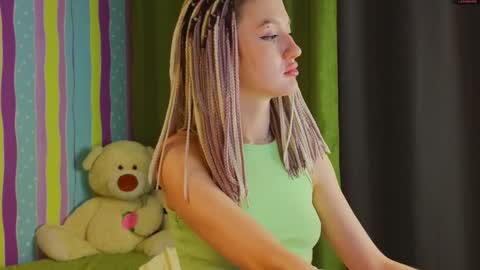 alice online show from January 30, 1:20 pm