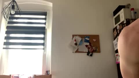 mitchi198989 online show from April 3, 12:01 pm