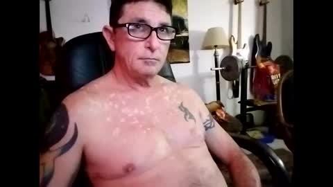 Snapshot of mitchnails69 chatting on December 6, 10:55 am BobbyMitchGa online show from December 6, 10:55 am