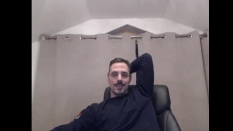 Snapshot of mitsch01 chatting on March 7, 11:49 pm Mitsch online show from March 7, 11:49 pm