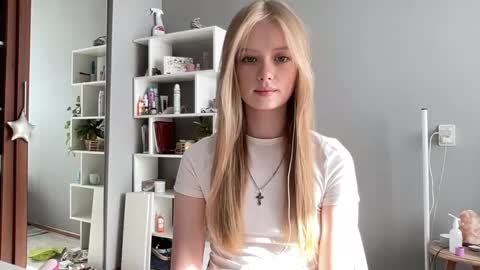 Amelia online show from October 4, 11:19 am