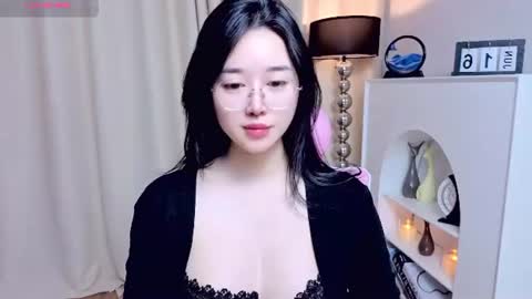 miu99999 online show from June 16, 2:37 am