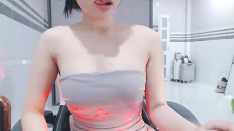 miu_cute online show from April 16, 6:46 am
