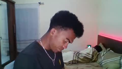 mixedboy_sexy online show from October 12, 6:43 pm