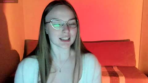 Miya online show from October 15, 6:42 pm