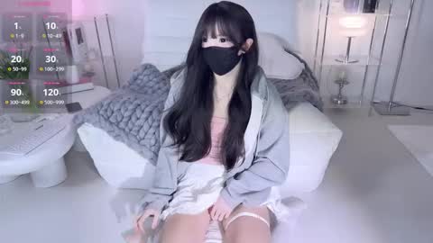 Miyu online show from October 20, 2:55 pm